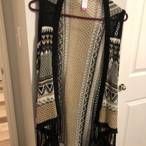 Sleeveless Cardigan